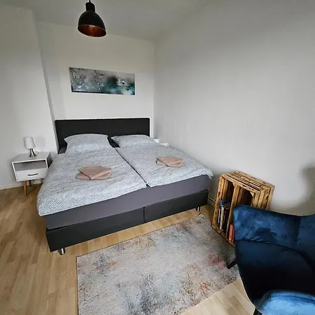 アパート Wohnen Auf Zeit Am Heidensee Sowie Netflix Zugang Und Wlan シュヴェリーン