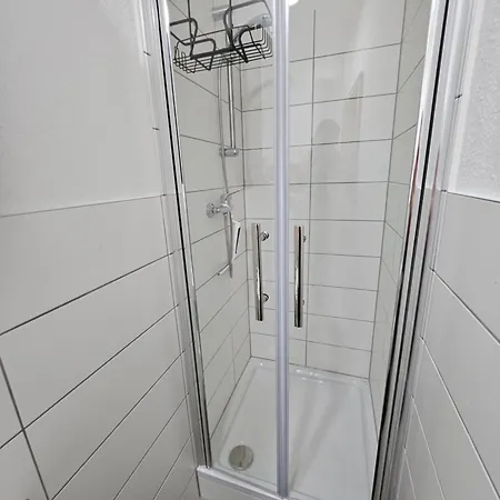 Wohnen Auf Zeit Am Heidensee Sowie Netflix Zugang Und Wlan Schwerin